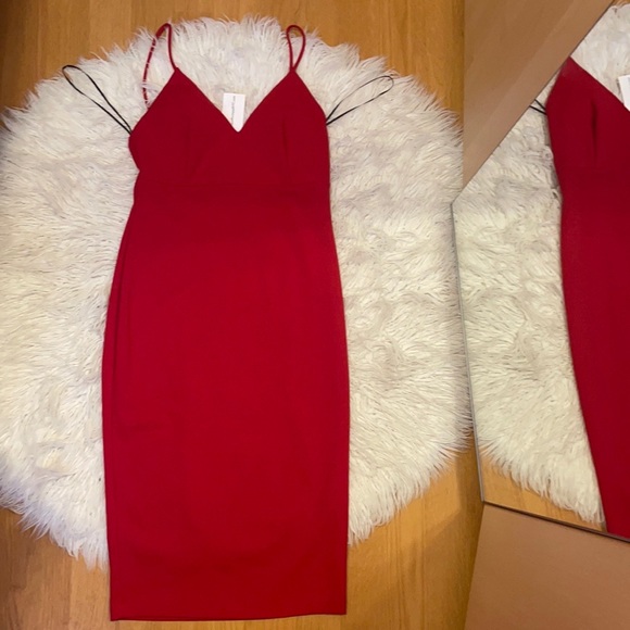 Red spaghetti strap midi body con dress - Picture 1 of 4